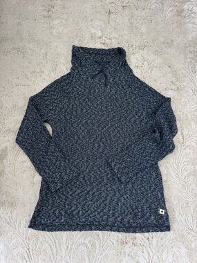 Madison supply turtle neck sweater 2 XL NWOT